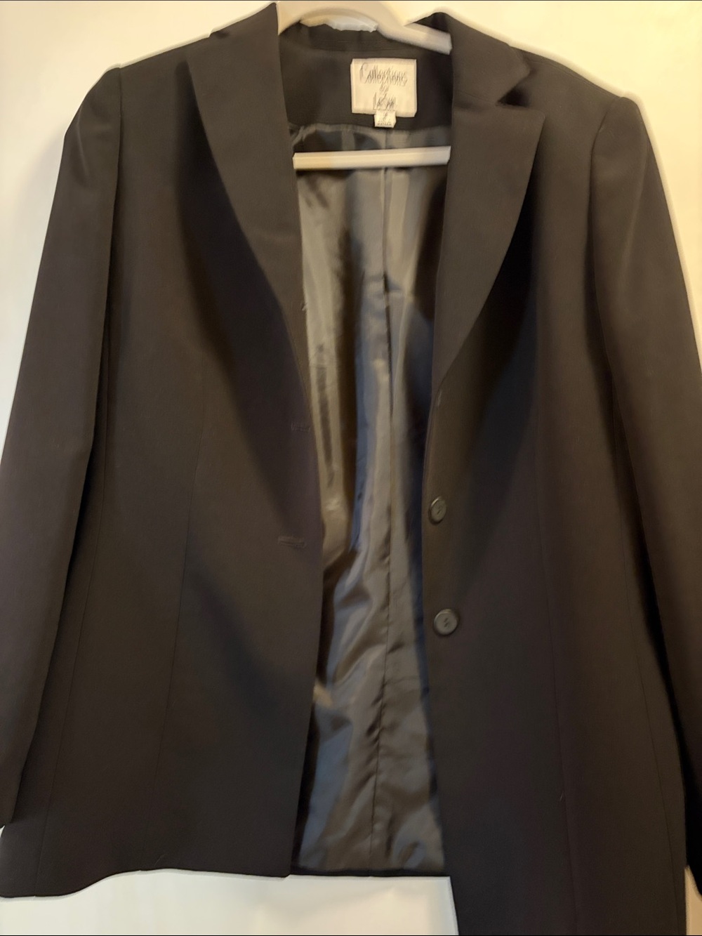 Le Suit Black Women's Two-Button Blazer